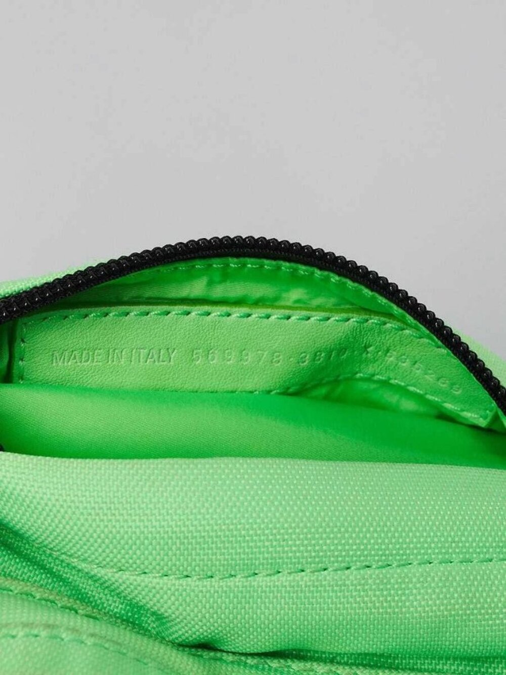 Balenciaga Verde Fluo Recycled Nylon Logo Embroidered Wheel Belt Bag - Picture 12 of 12